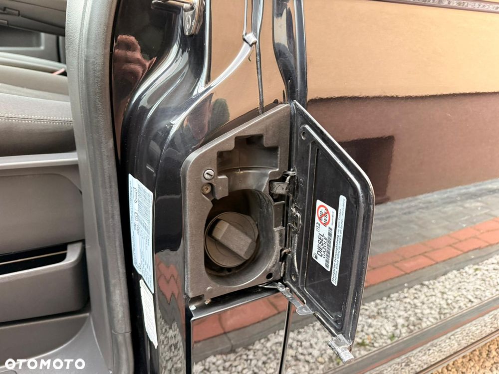 Volkswagen Multivan - 14