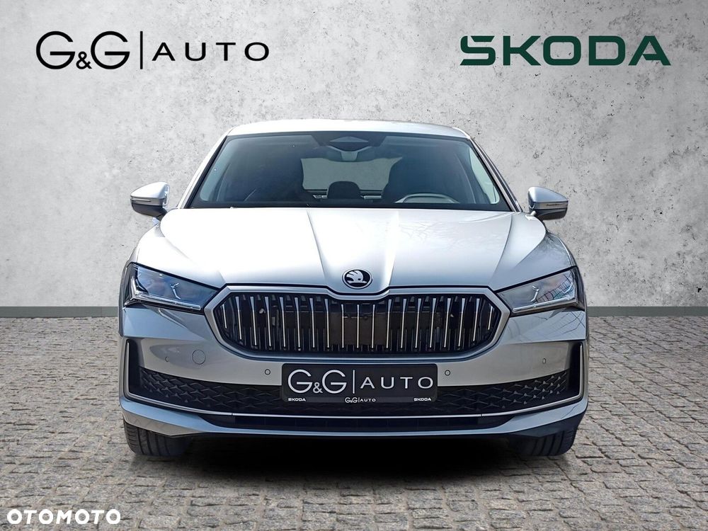 Skoda Superb 2.0 TDI SCR Edition 130 DSG - 9