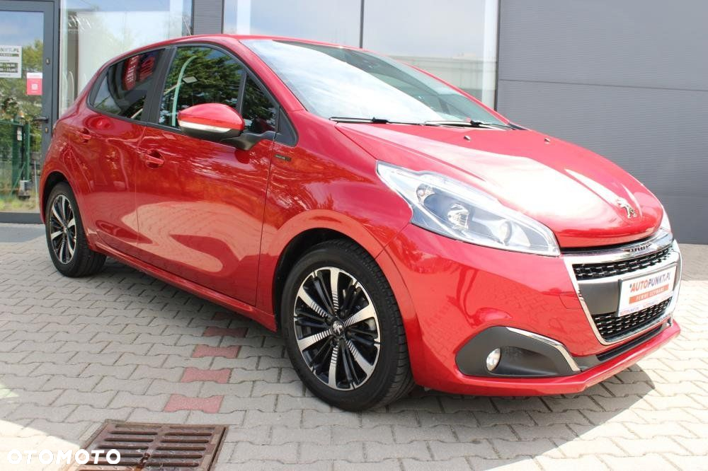Peugeot 208 - 3