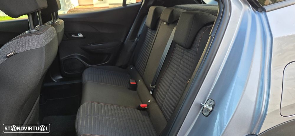 Peugeot 2008 PureTech 100 Active - 8