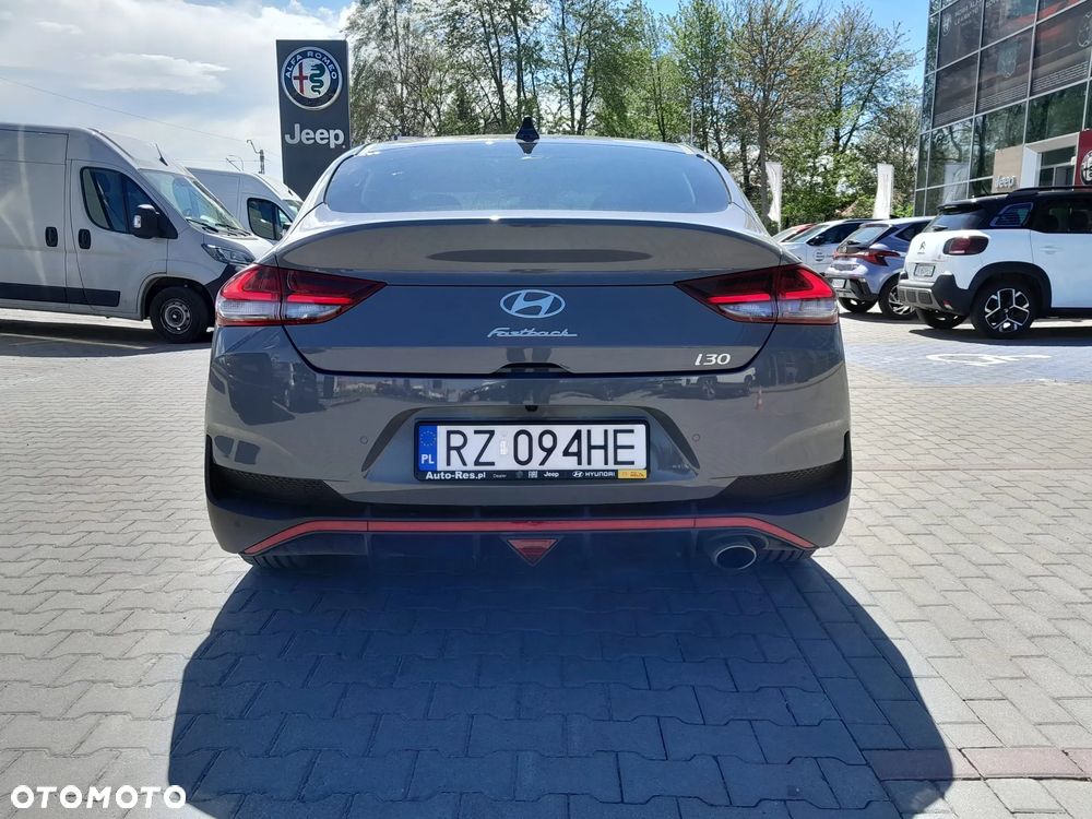 Hyundai i30 1.5 T-GDI 48V Modern DCT - 4