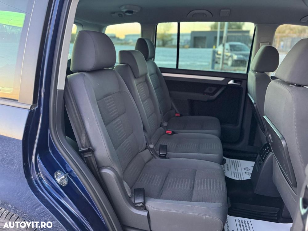 Volkswagen Touran ver-2-0-tdi-bluemotion-technology-comfortline - 7