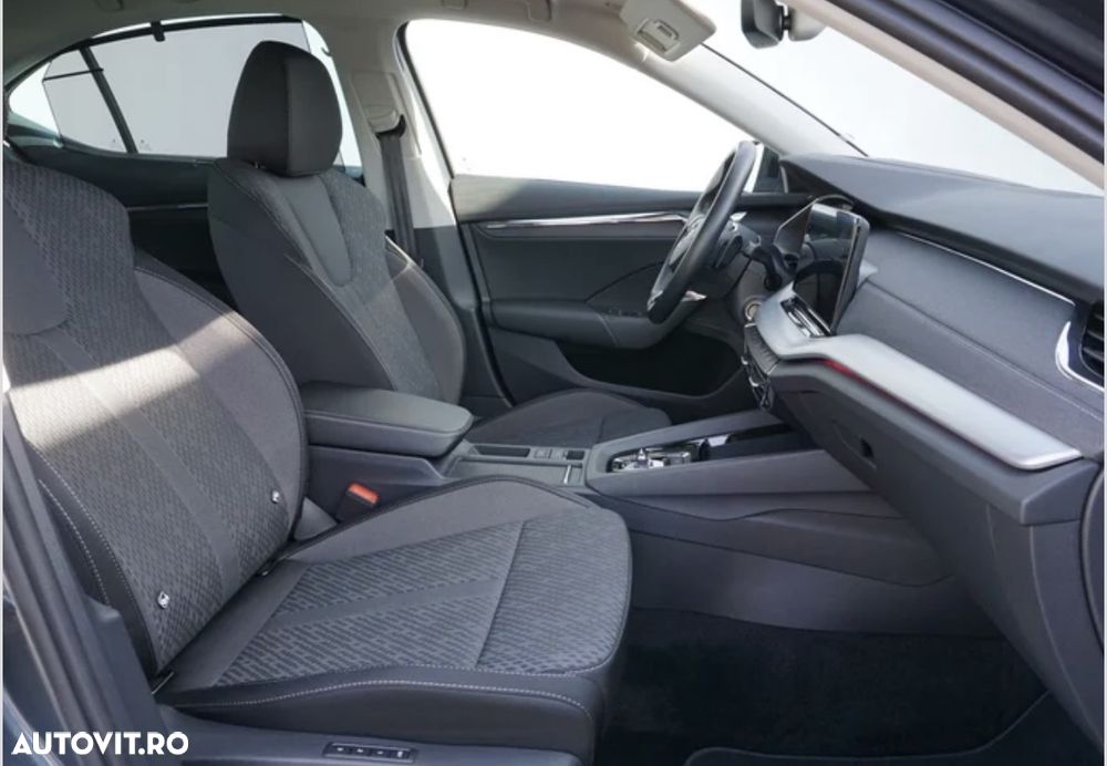 Skoda Octavia 2.0 TDI DSG Style - 11