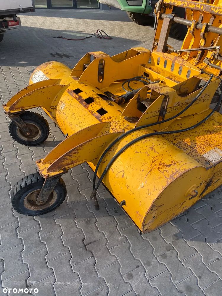 JCB 540-200 - 12