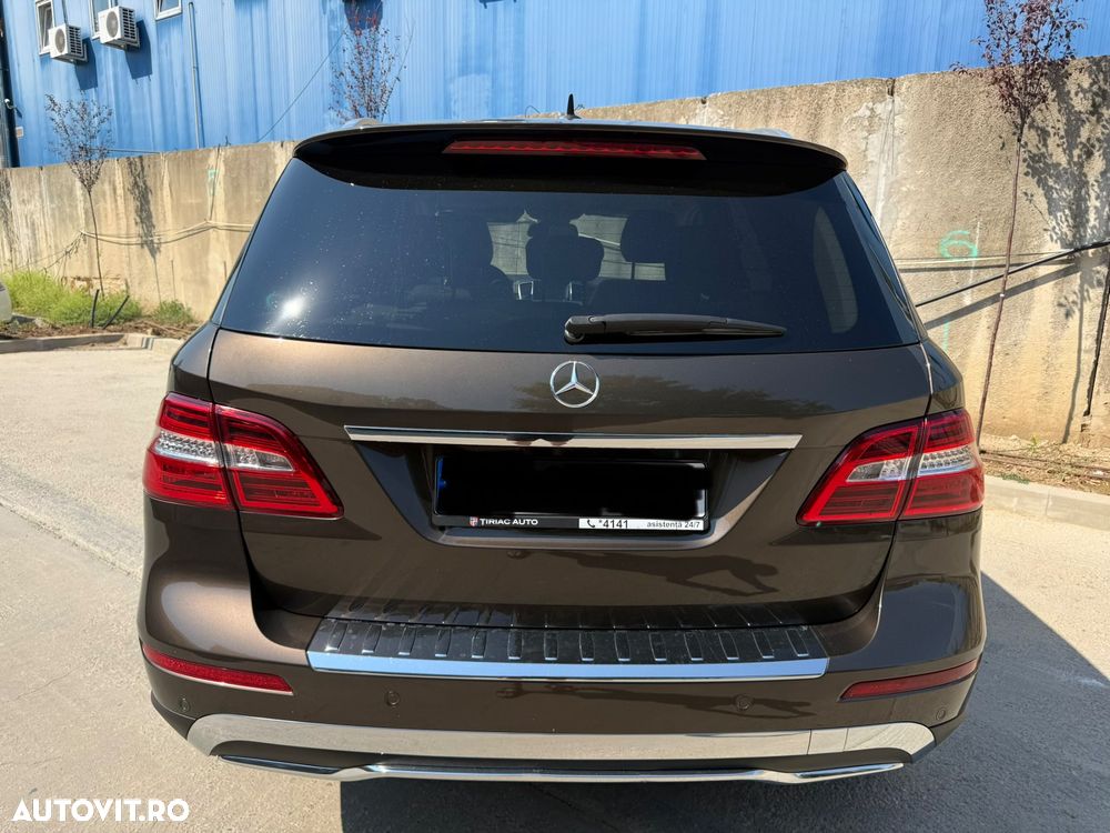 Mercedes-Benz ML - 10