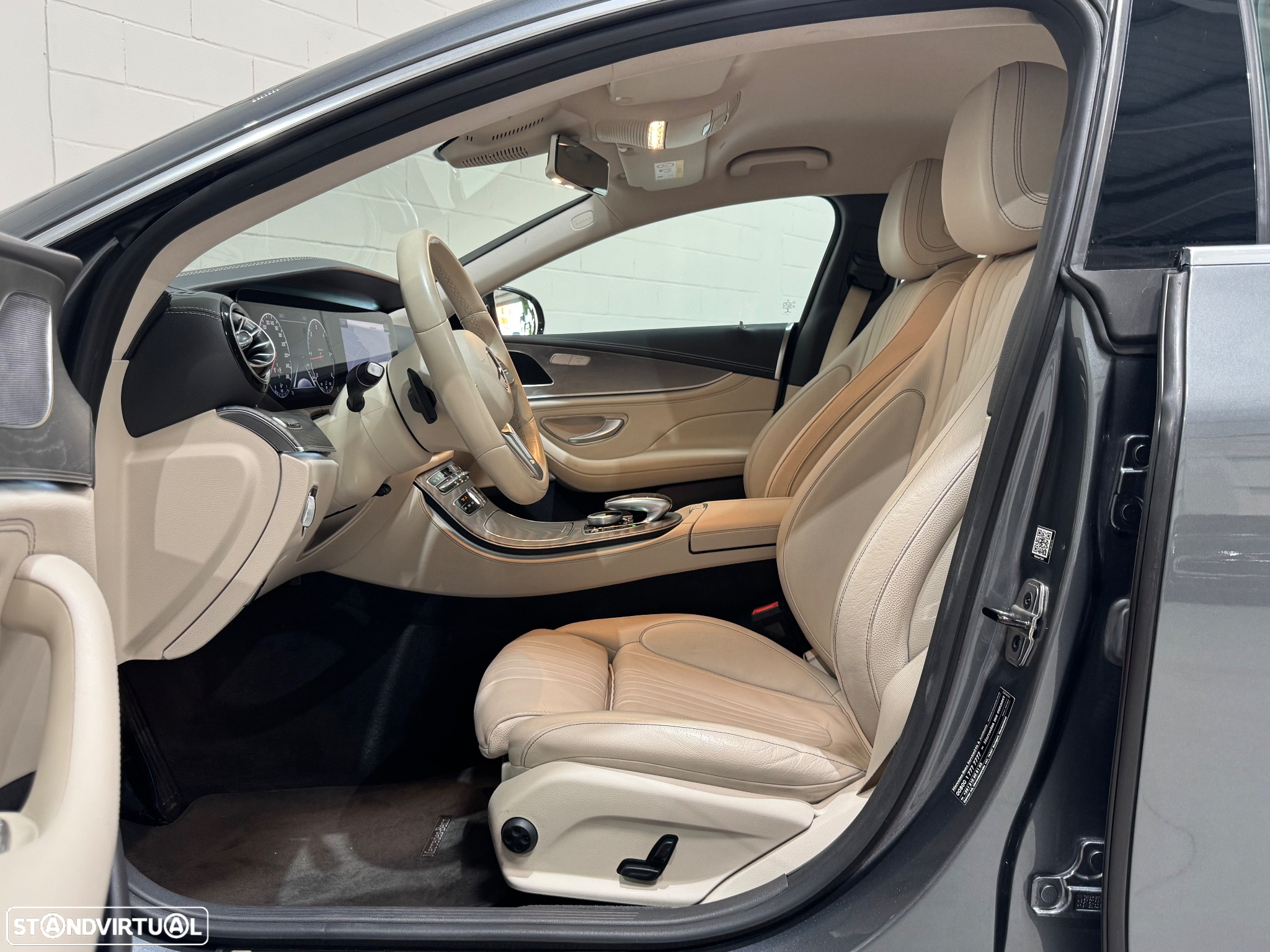 Mercedes-Benz CLS 300 d - 20