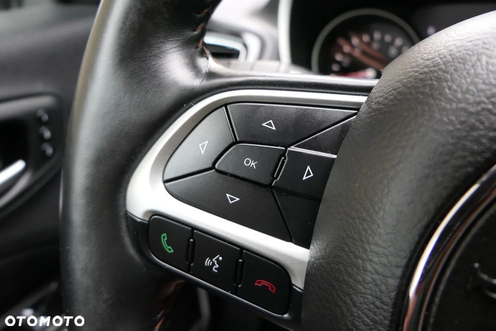 Jeep Compass 1.4 MultiAir Limited - 29