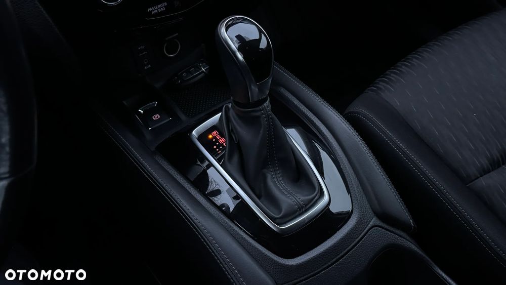 Nissan X-Trail 1.3 DIG-T N-Connecta 2WD DCT - 34