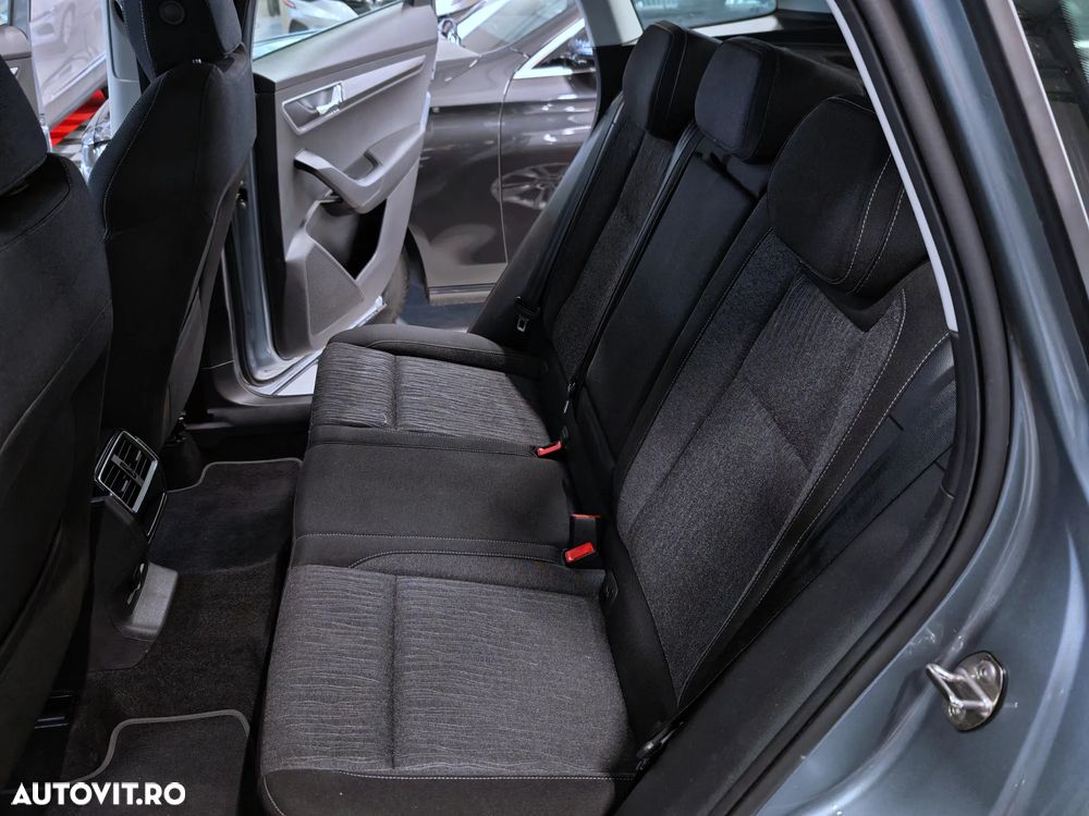 Skoda Karoq 1.5 TSI DSG Selection - 33