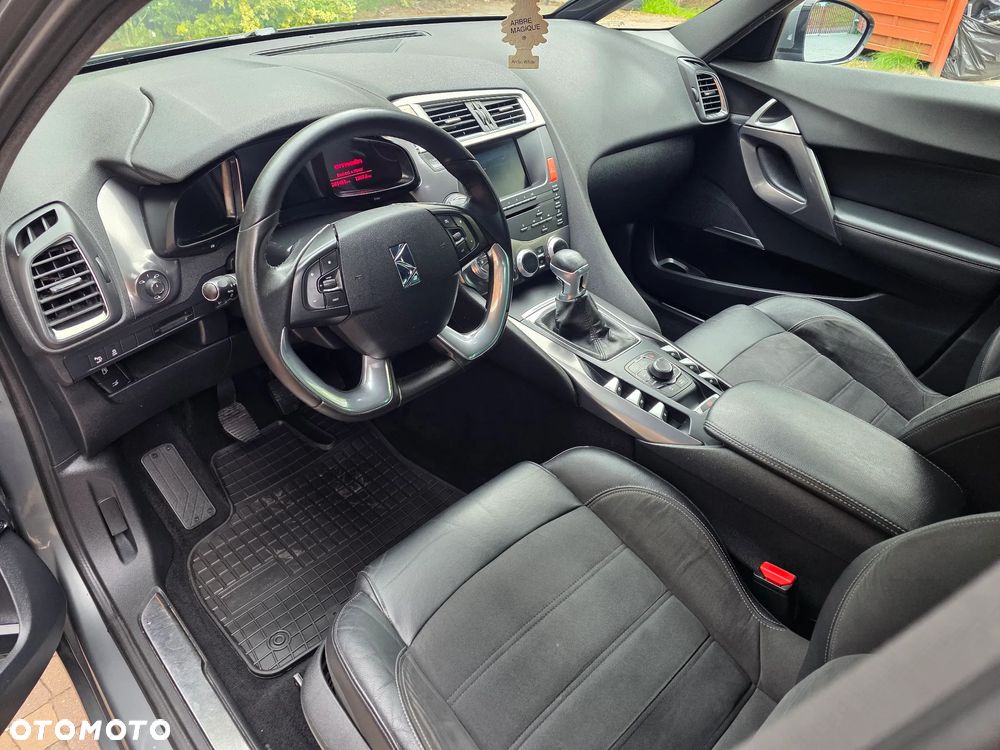 Citroën DS5 HDi 165 SportChic - 2