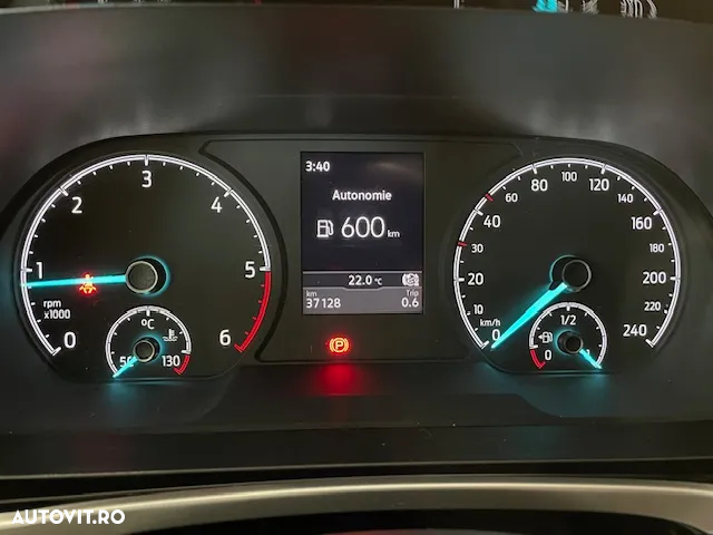 Ford Tourneo Connect 2.0L EcoBlue LWB Titanium - 24