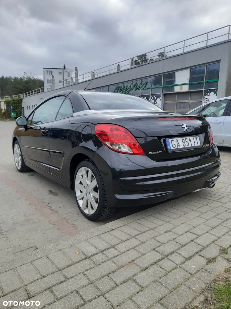 Peugeot 207 CC - 13
