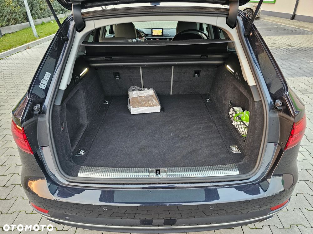 Audi A4 Avant - 25