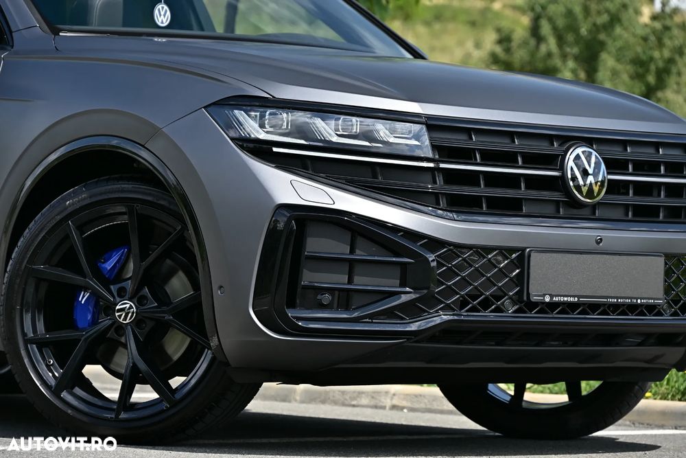 Volkswagen Touareg - 4