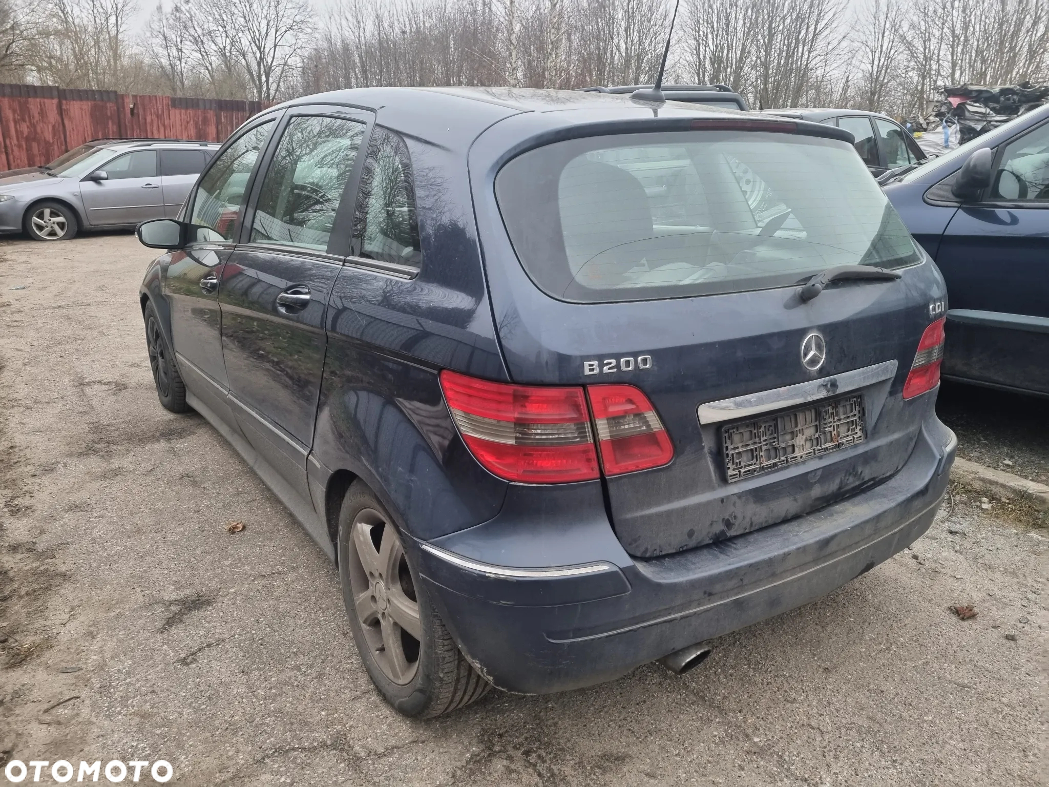 MERCEDES B 200 CDI 2.0 automat ,wszystkie części , maska, zderzak, lampy, błotnik, silnik - 2