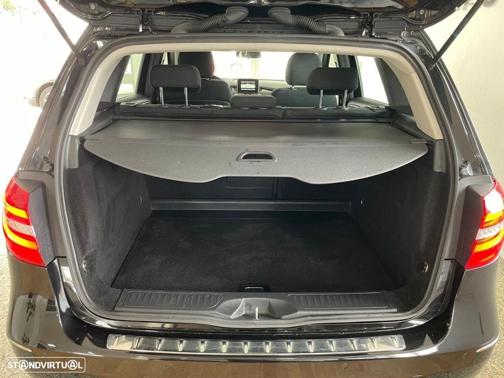 Mercedes-Benz B 180 CDI BlueEFFICIENCY Edition - 27