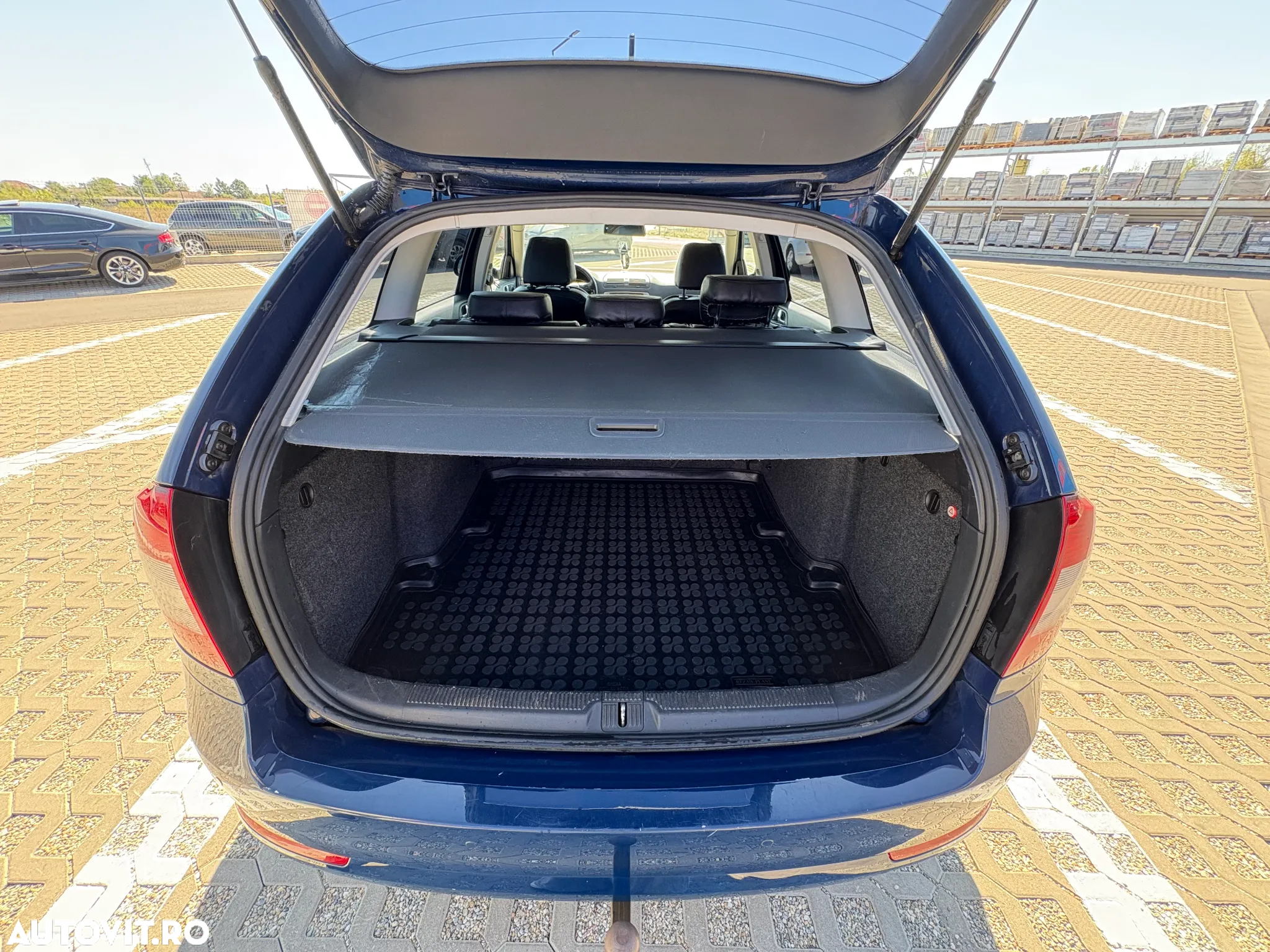 Skoda Octavia 1.6 TDI AMBITION - 5
