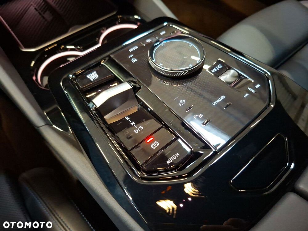 BMW Seria 5 - 17