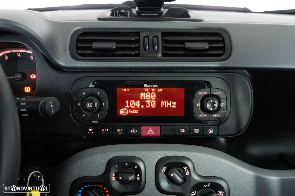 Fiat Panda 1.0 Hybrid City Life - 23