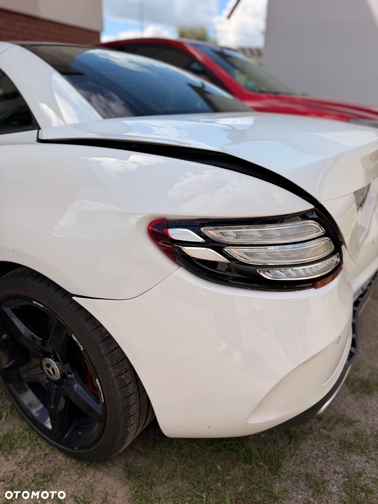 Mercedes-Benz SLC - 21