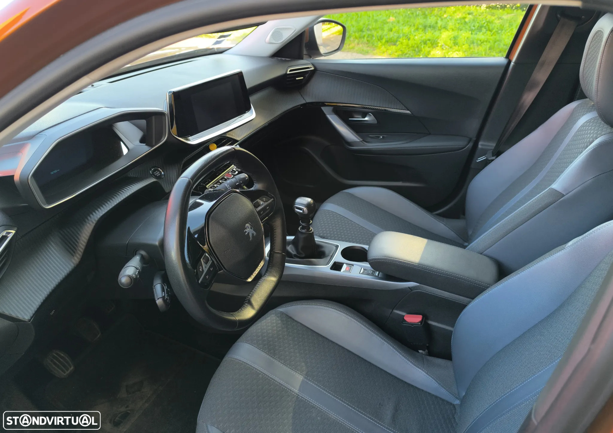 Peugeot 2008 1.2 PureTech Allure - 7