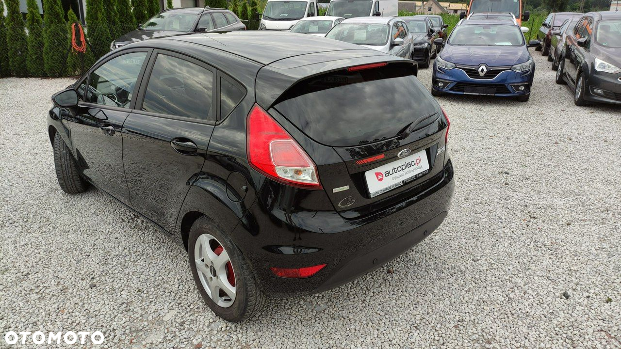 Ford Fiesta - 15