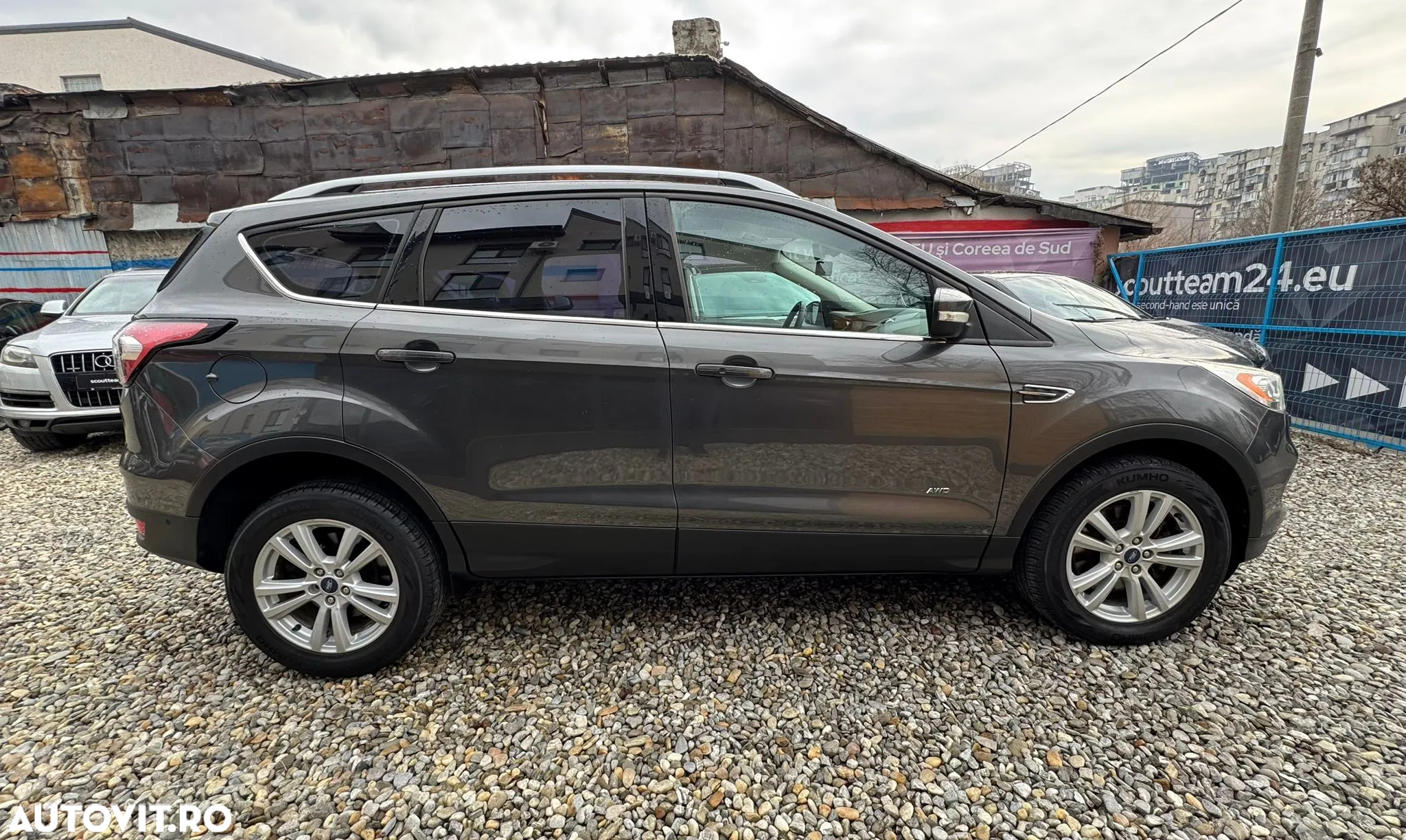 Ford Kuga 2.0 TDCi 4WD Powershift Titanium - 11