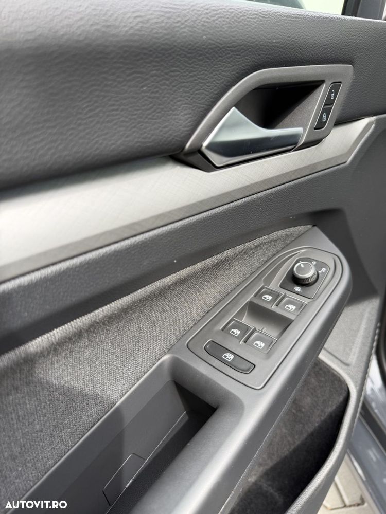 Volkswagen Golf - 20