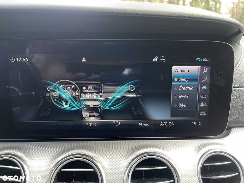 Mercedes-Benz Klasa E 220 d 9G-TRONIC - 25