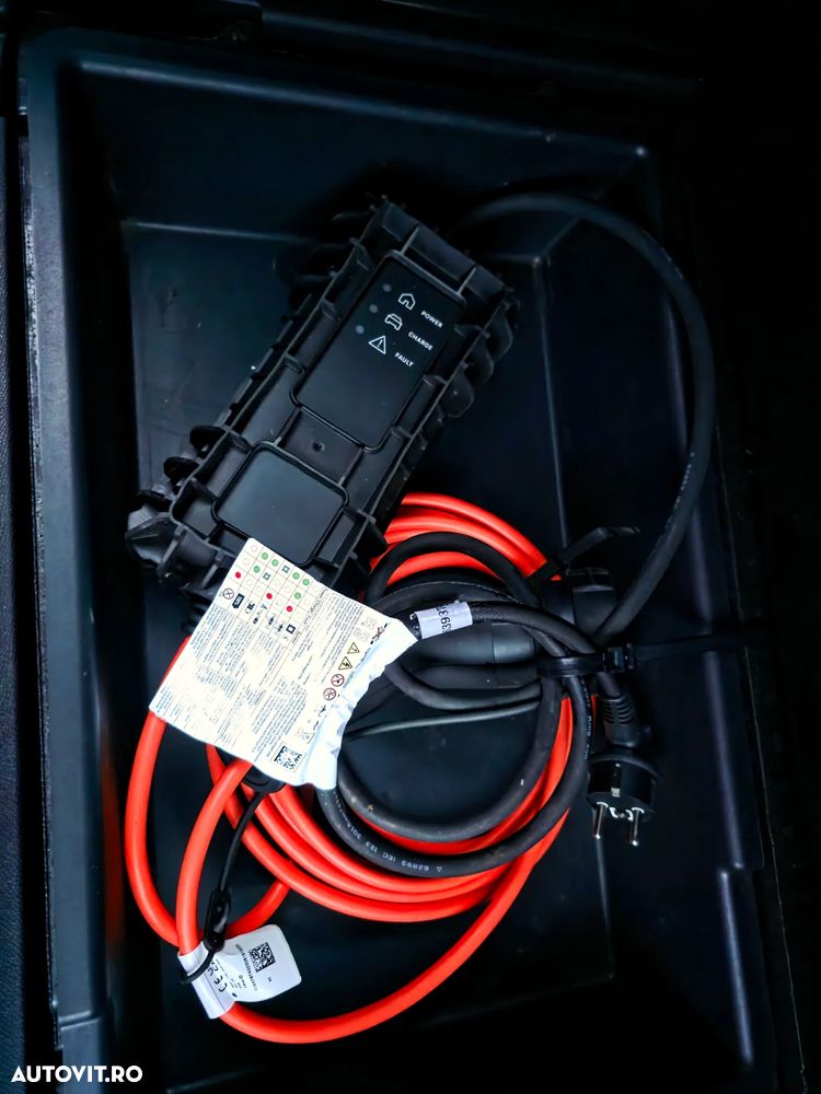 Citroën C5 Aircross 1.6 Hybrid FWD 225 EAT8 Shine - 28