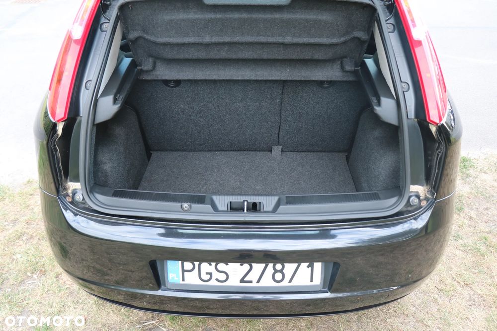 Fiat Grande Punto - 11