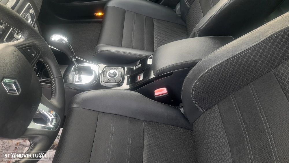 Renault Mégane Sport Tourer 1.5 dCi Bose Edition EDC J18 - 28