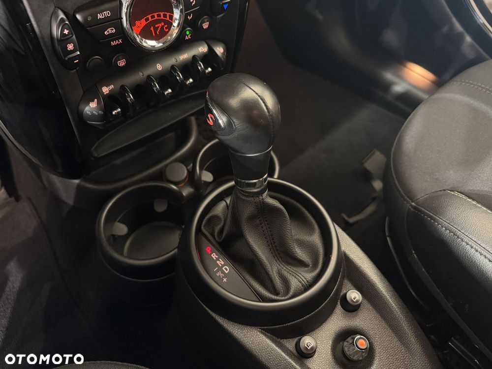 MINI Countryman - 25