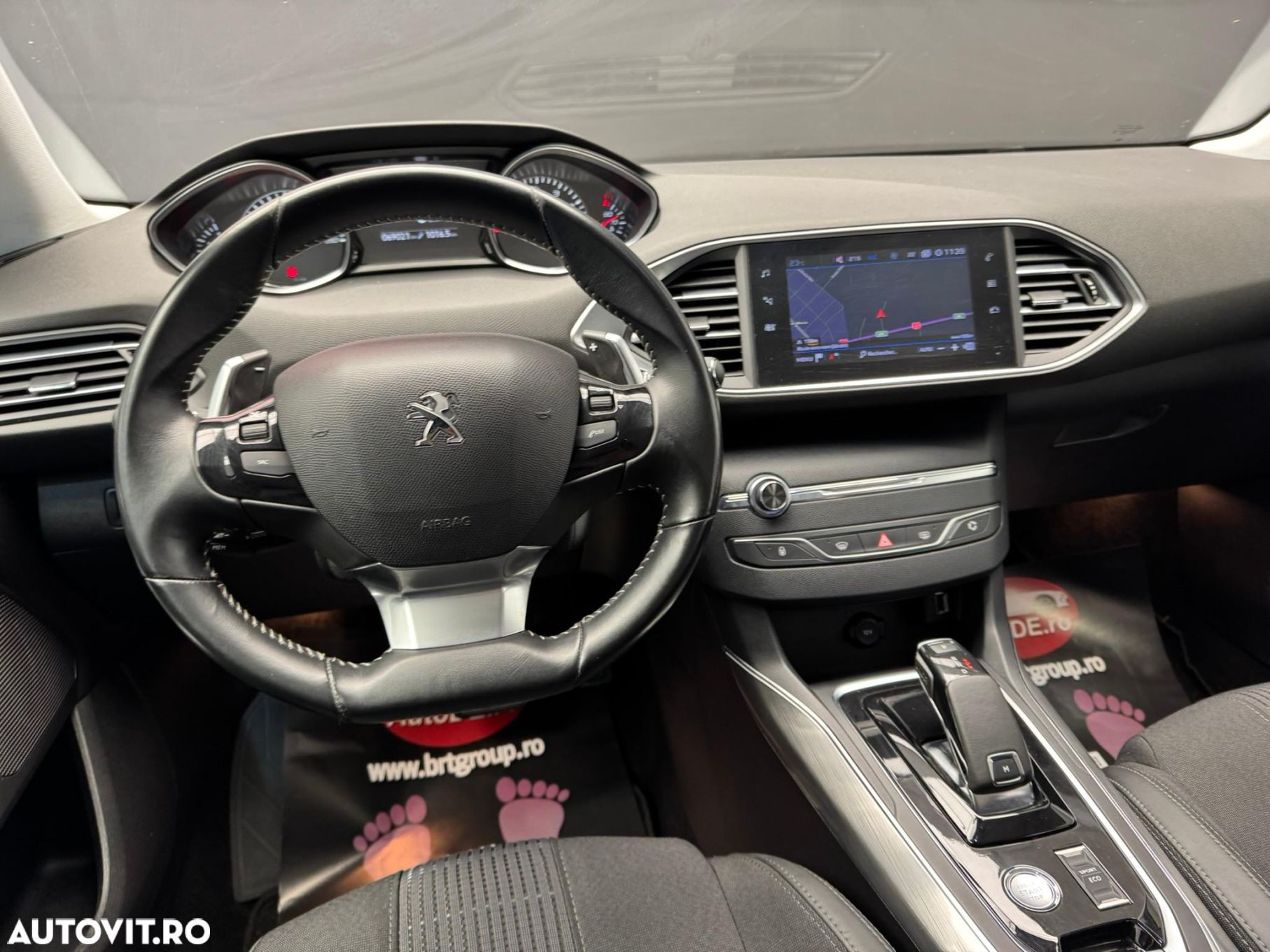 Peugeot 308 - 8