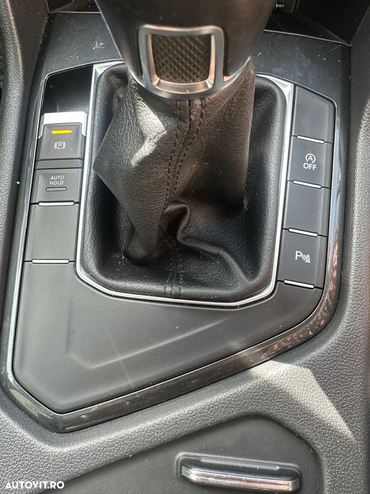 Volkswagen Tiguan 2.0 TDI SCR Comfortline - 11