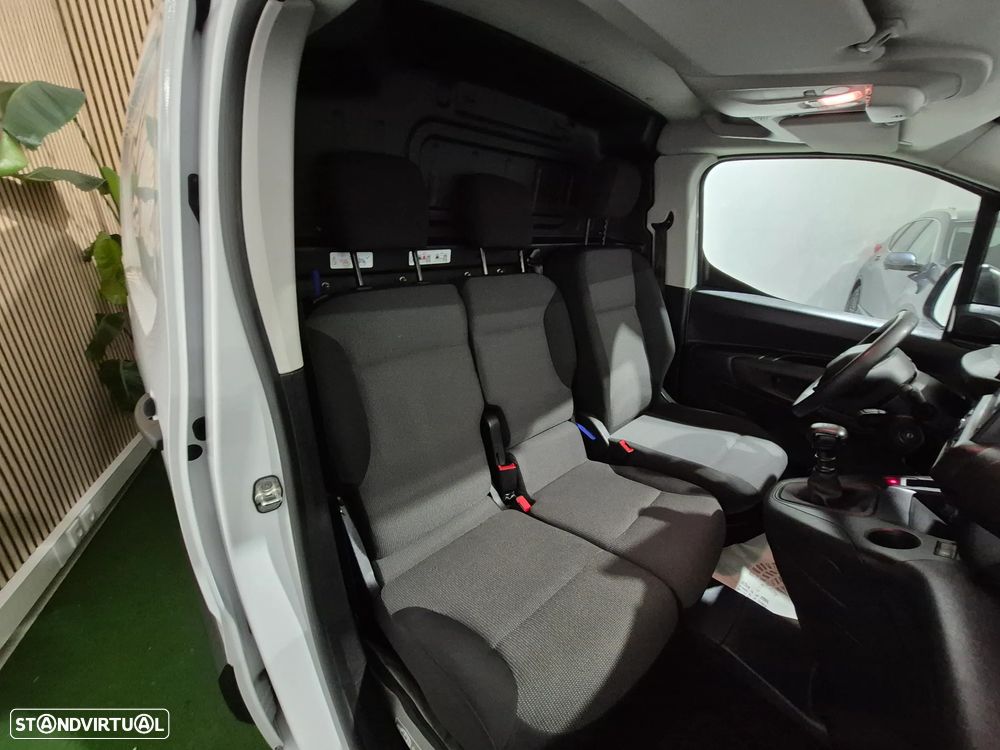 Peugeot Partner LONGA - 2023 - 100.000KM | GARANTIA | NAC - 3 LUG. - 10