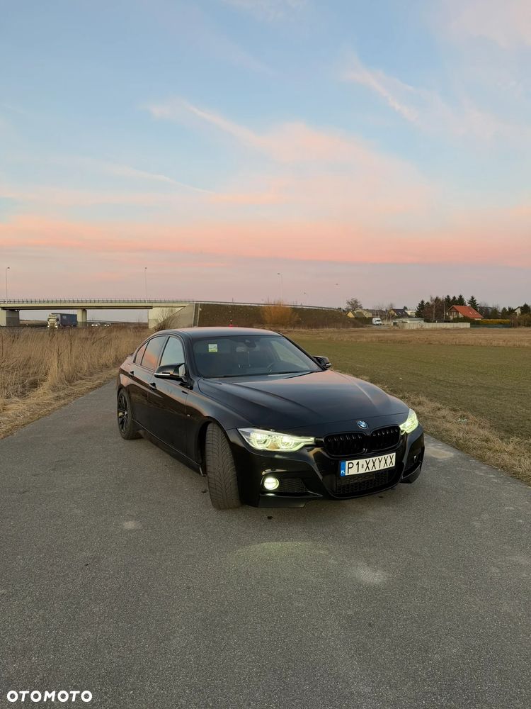BMW Seria 3 330d xDrive M Sport - 2