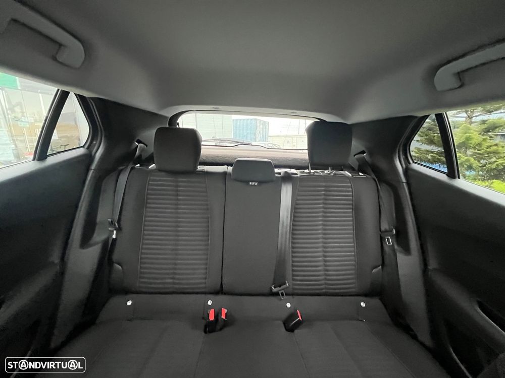 Peugeot 2008 1.5 BlueHDi Active Pack - 44