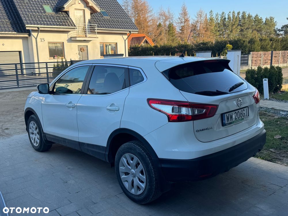 Nissan Qashqai 1.2 DIG-T Acenta Xtronic - 6
