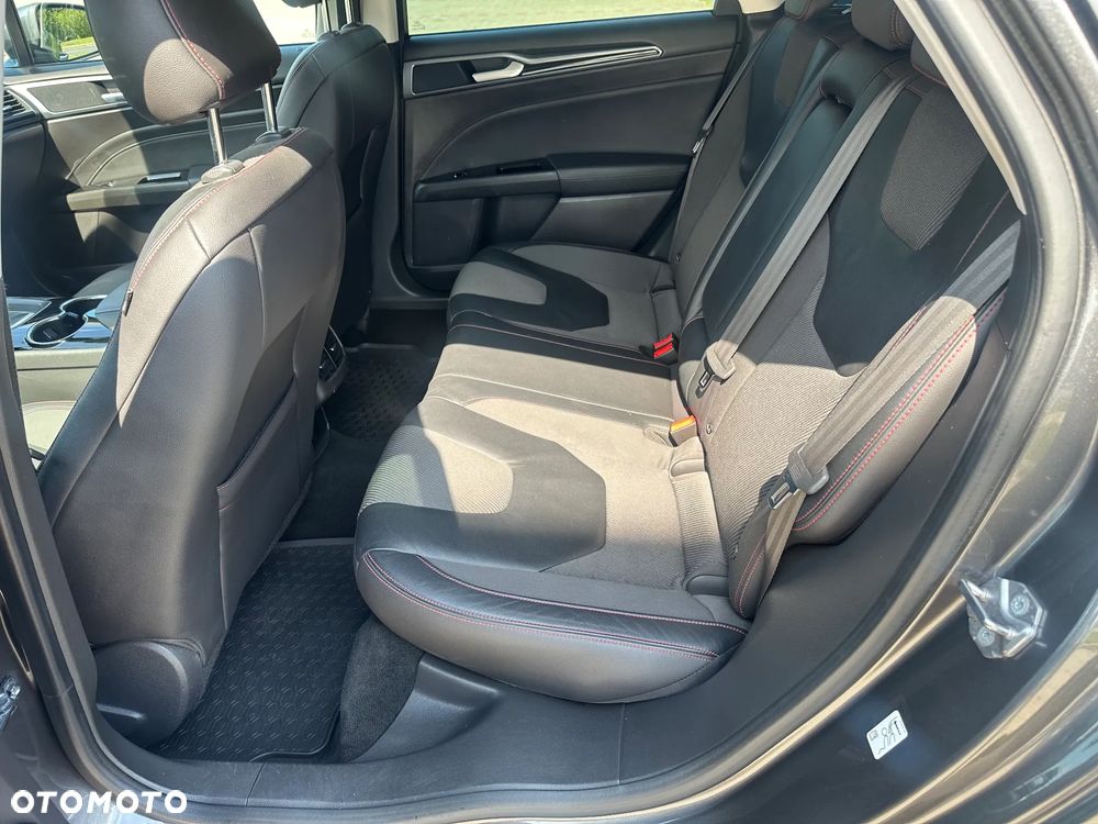 Ford Mondeo 2.0 TDCi ST-Line PowerShift - 7