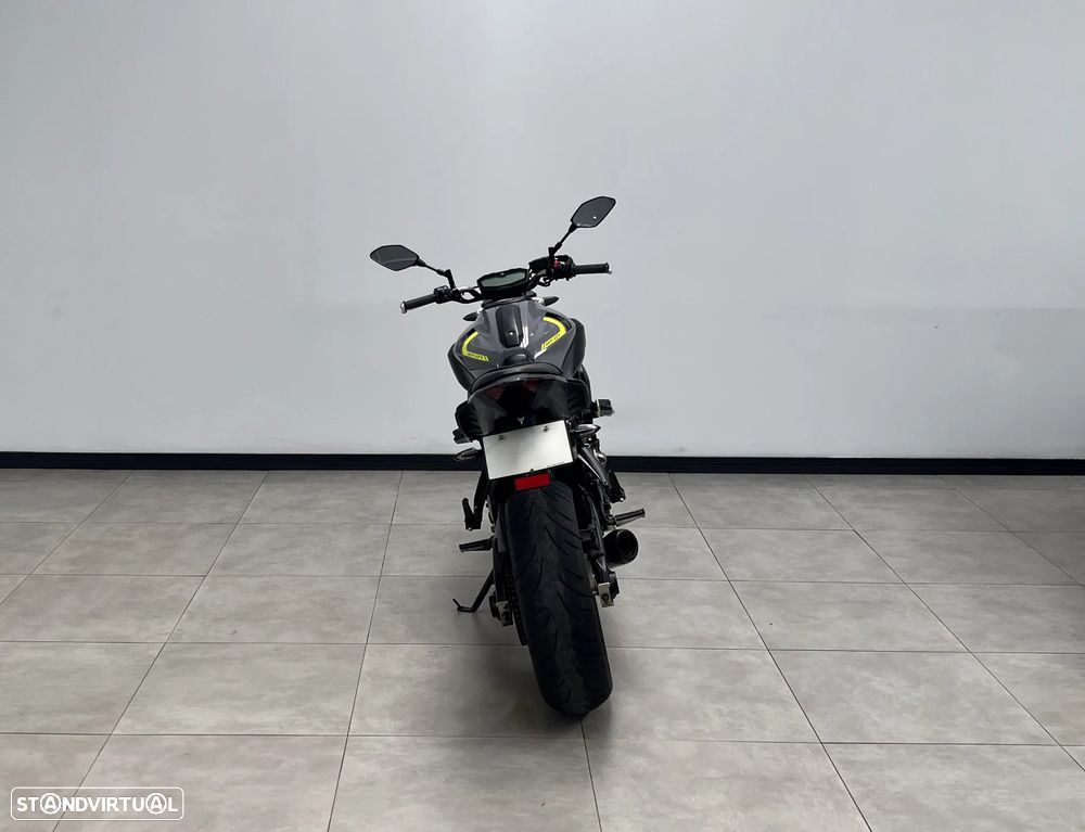 Yamaha MT-07 Night Fluo 35Kw - 6