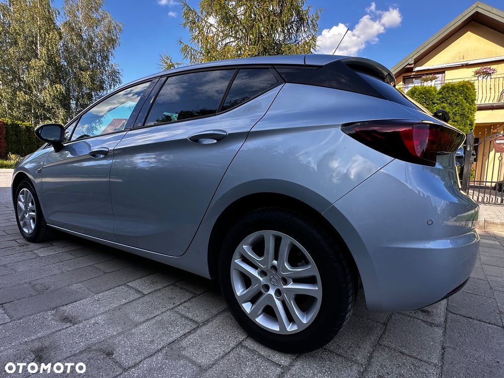 Opel Astra 1.4 Turbo Business - 19