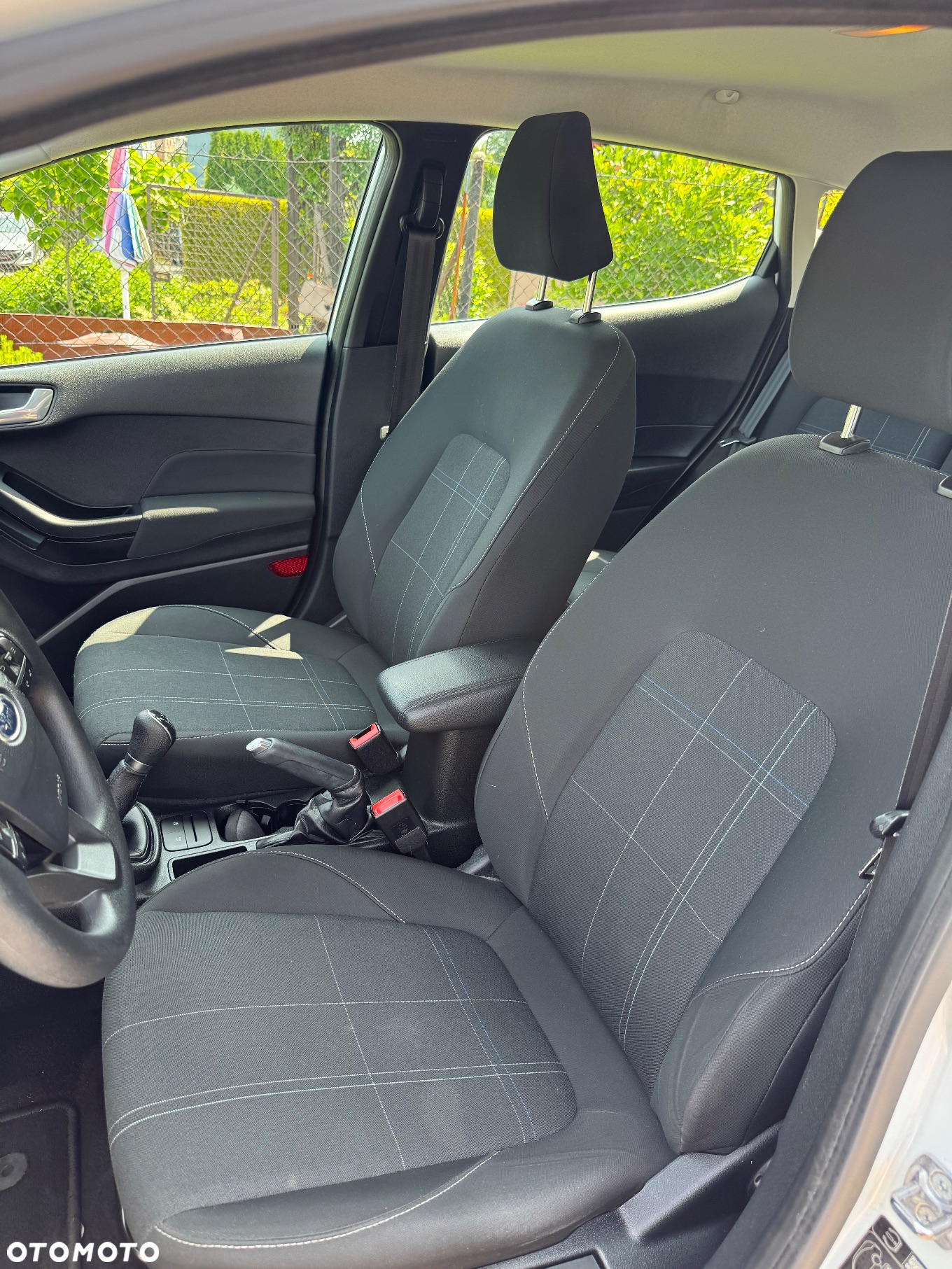 Ford Fiesta 1.1 S&S COOL&CONNECT - 12