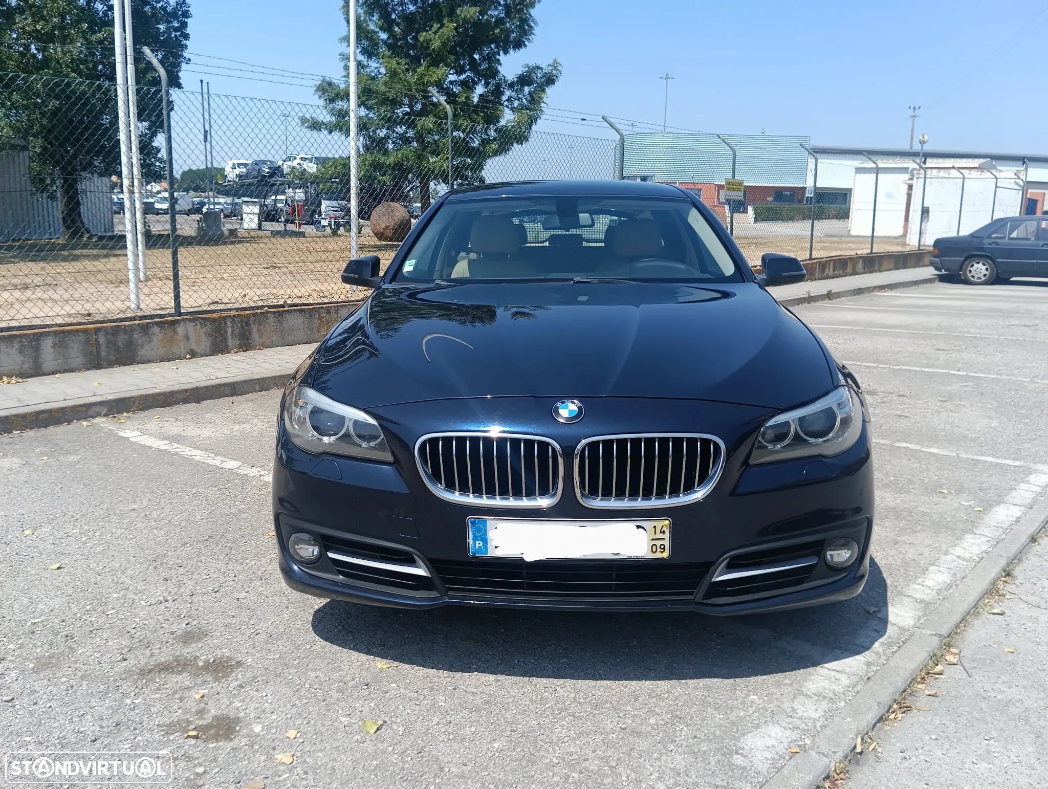 BMW 520 d Line Luxury Auto - 2