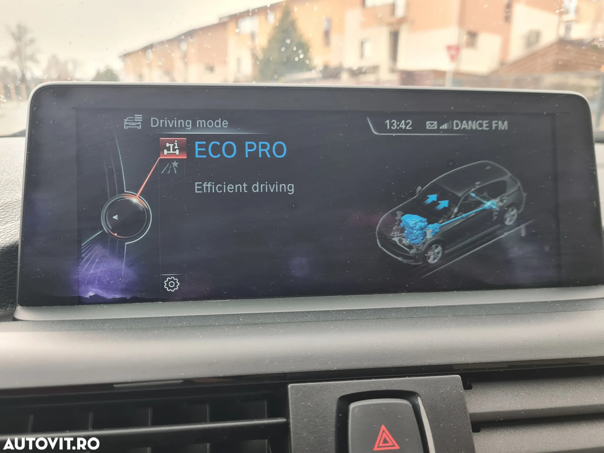 BMW Seria 1 116d EfficientDynamics Edition Sport Line - 29