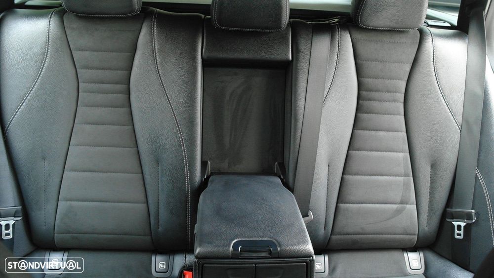 Mercedes-Benz E 300 de AMG Line - 24