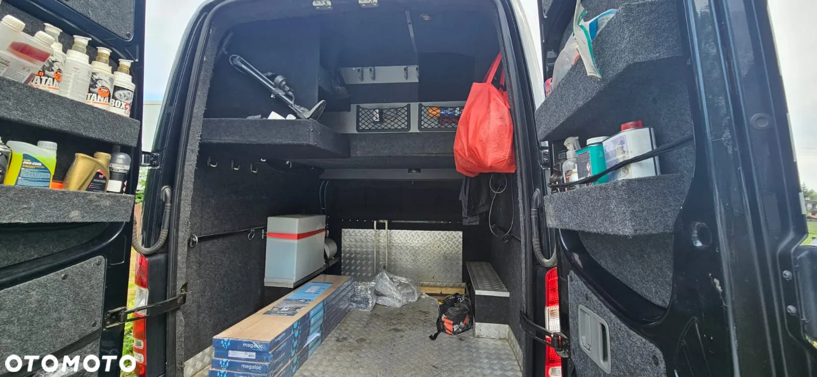 Mercedes-Benz Sprinter - 15