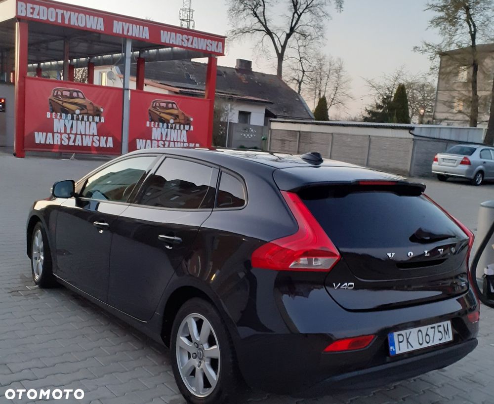 Volvo V40 D2 Momentum - 5