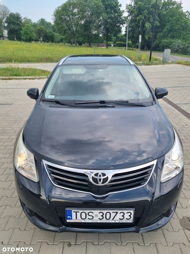 Toyota Avensis - 4