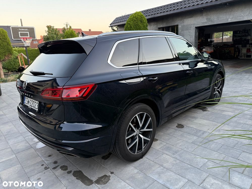 Volkswagen Touareg 3.0 V6 TFSI 4Motion R-Line - 4